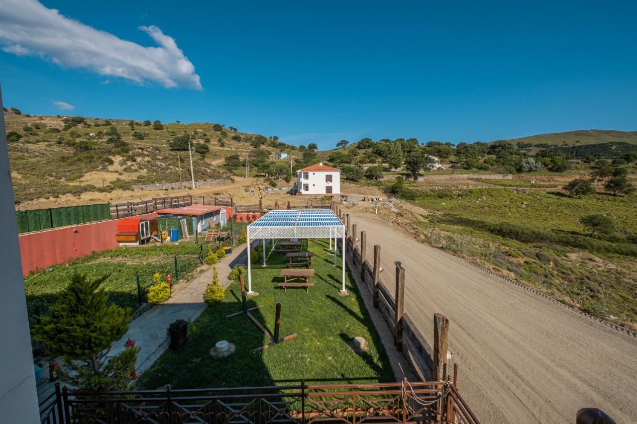 Sahika Konukevi Hotel İmroz Exterior foto